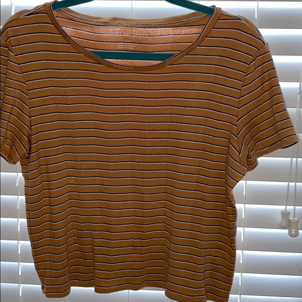 American Eagle tee